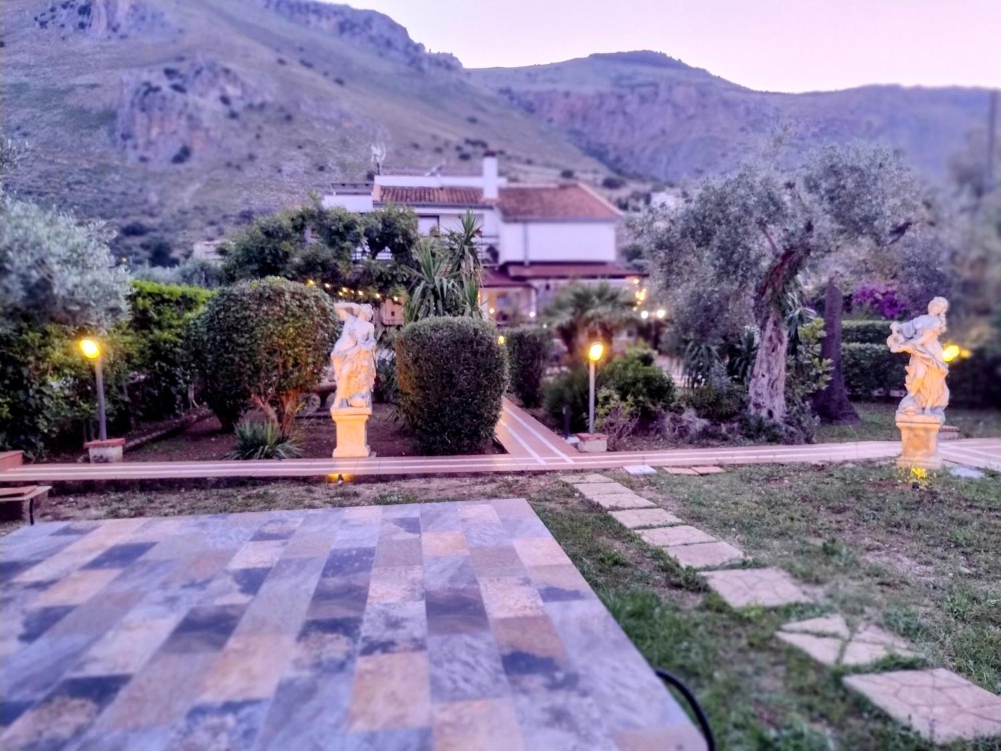 Grotta Dei Puntali