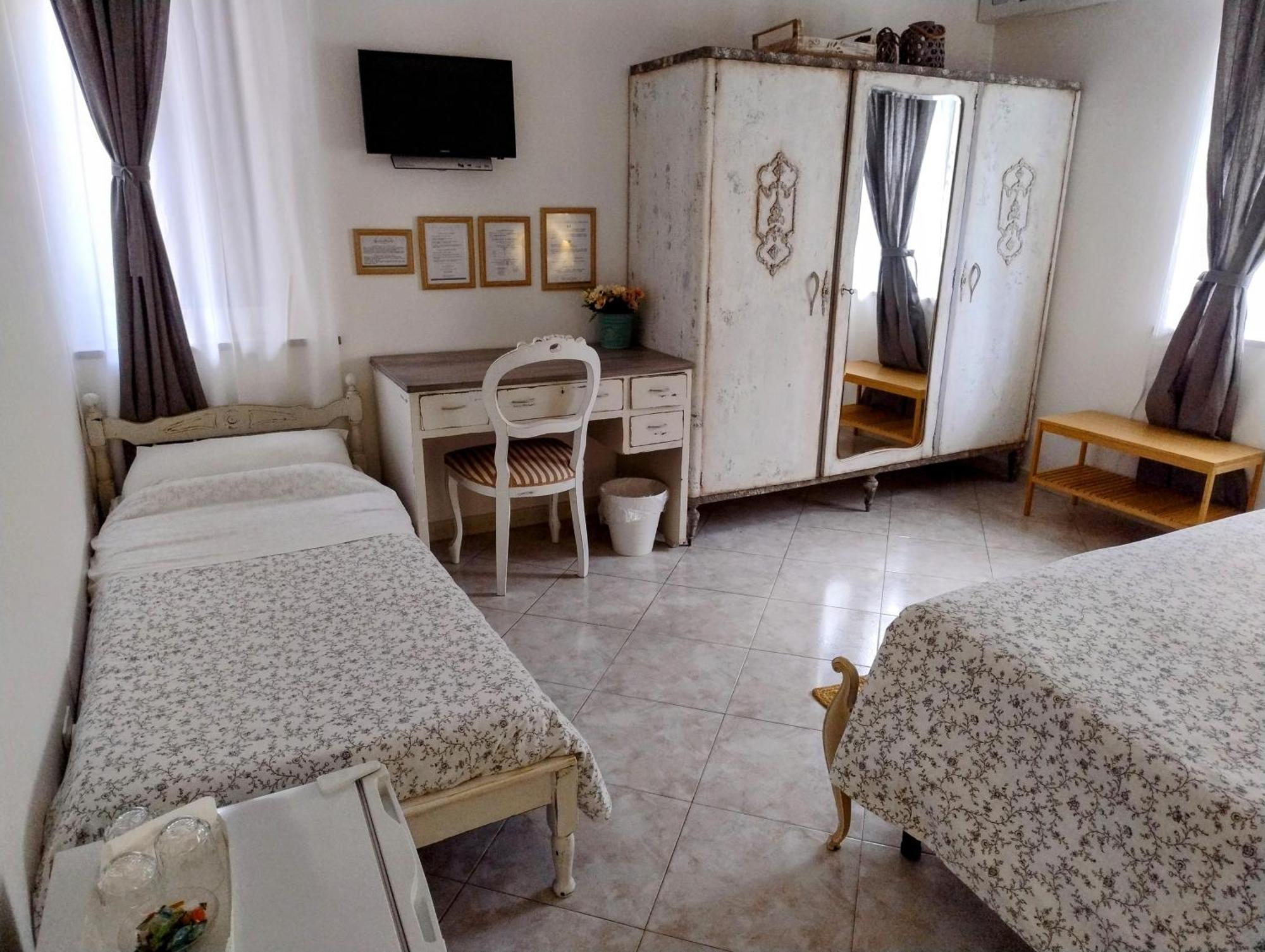 Bed & Breakfast Grotta Dei Puntali Carini